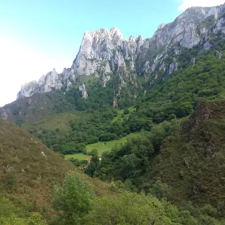 Rural Karibu 1 San Esteban By Casas De Picos Ecoturismo En Picos De Europa * San Esteban (Penamellera Baja, Asturias)